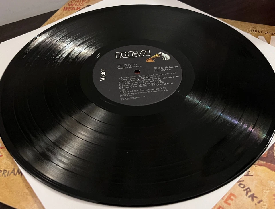 WAYLON JENNINGS - Ol' Waylon (1977) - 12" Vinyl Record LP - VG Foto 3 de 3