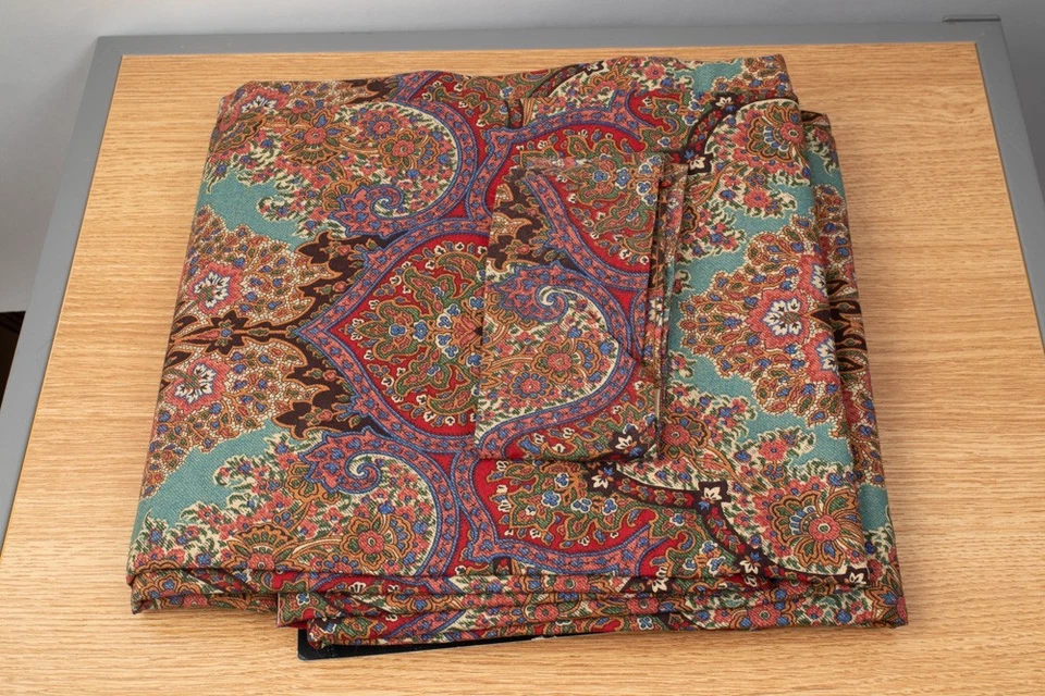 Ralph Lauren Home Collection Rod Pocket 1 Drapery Panel 84" X 84" With Tie Back - Image 2 of 4