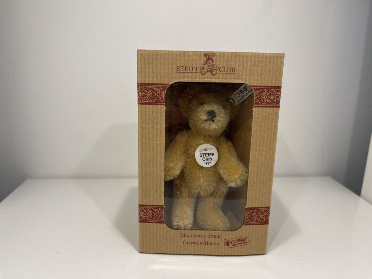 Steiff - シュタイフ   Teddy Bear 1997 Steiff Animal Teddy Bear Club 1997 Bear With Original