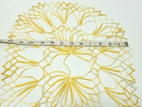 Vintage Lot Of 3 Doilies Crochet Orange Acrylic Yarn 2 Round 1 Rectangle - Picture 9 of 9