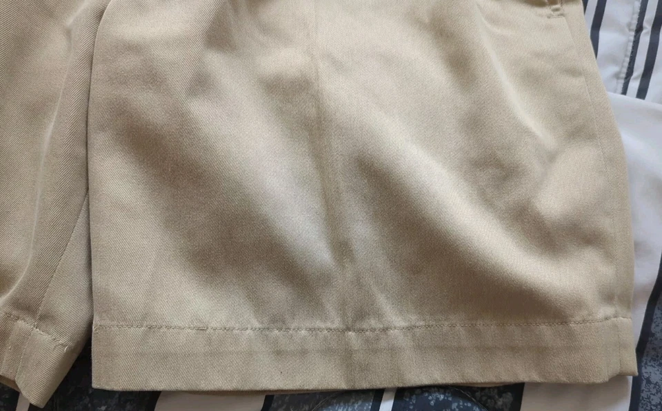 Ropa de golf Callaway By Nordstrom para hombre pantalones cortos caqui tostados plisados 32 Foto 3 de 4