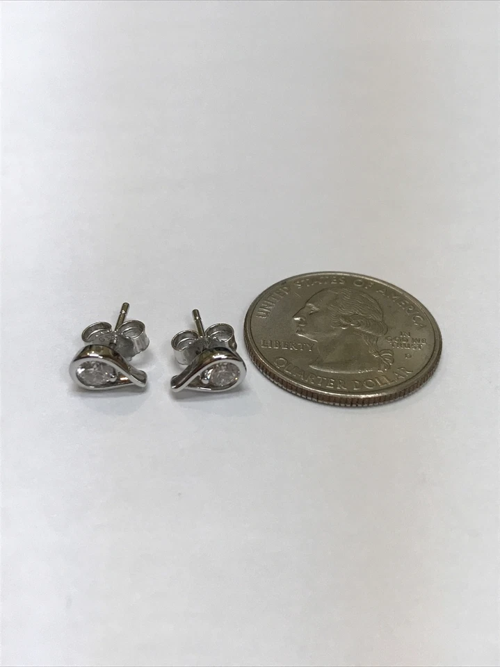 Pandora Brilliance Creado en Laboratorio 0.50ct Diamante Redondo Oro Blanco 14k Pendientes Foto 2 de 4