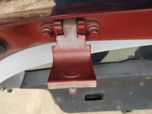 Scharnier für Heckklappe Kofferraumdeckel Hinten Rechts  Volksw DE1384681-82