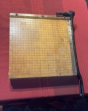 VINTAGE PAPER CUTTER INGENTO NO. 4 WOODEN CAST IRON HANDLED IDEAL SCHOOL SUPPLY