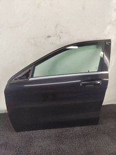 Mercedes-Benz GLA W156 X156 2015 Vorne links Tür vorne 191 FOM131257 Mercedes-Benz GLA W156 X156 2015 Vorne links Tür vorne 191 FOM131257