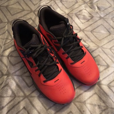 Under Armour Unisex-Adult Basketball Shoes - US 13M/14.5W - Clean/Never Worn.