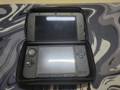 Nintendo 3DS XL Handheld-Spielkonsole - Silber/Schwarz - sehr guter Zustand