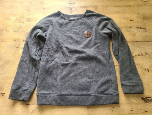 Alaska Chick Women’s Gray Cotton Fleece Crewneck Pullover Sweatshirt Logo Size S