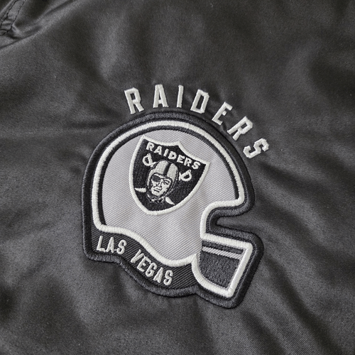 Chaqueta de bombardero acolchada para hombre Las Vegas Raiders NFL negra plateada blanca ultra juego - Imagen 3 de 10