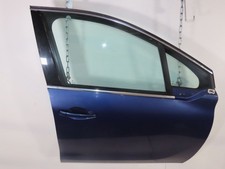 Porte avant et accessoires Peugeot 208