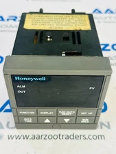 USED HONEYWELL UDC2000 MINI-PRO DIGITAL CONTROLLER UDC 2000 240VAC 50/60Hz 6VA