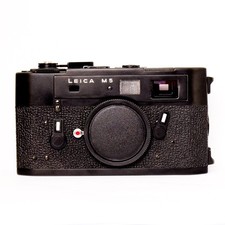 Leica M5 Black 2 Lugs Boxed