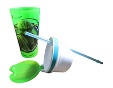 Snackeez 2-in-1 Cup. 16 oz Beverage & 4 oz Snack -Insulated inc Straw Green Yoda