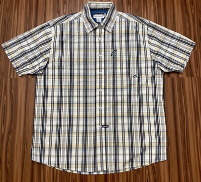 ECKO Unltd Constant Elevation Mens Shirt Size L Plaid Short Sleeve Pocket