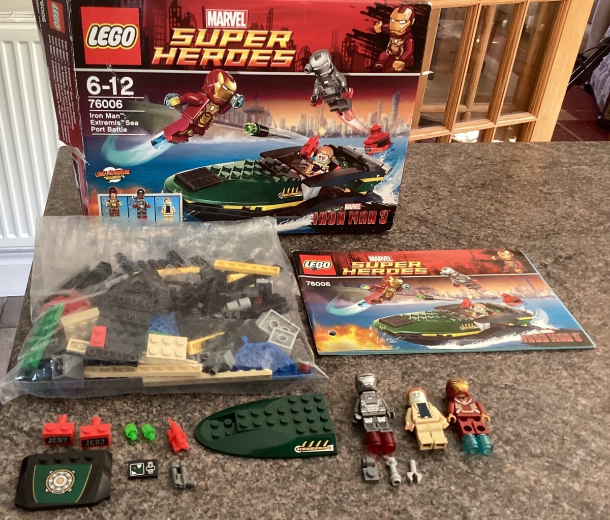 Lego Set 76006 LEGO Iron Man Vs The Mandarin Superheroes Set 76008