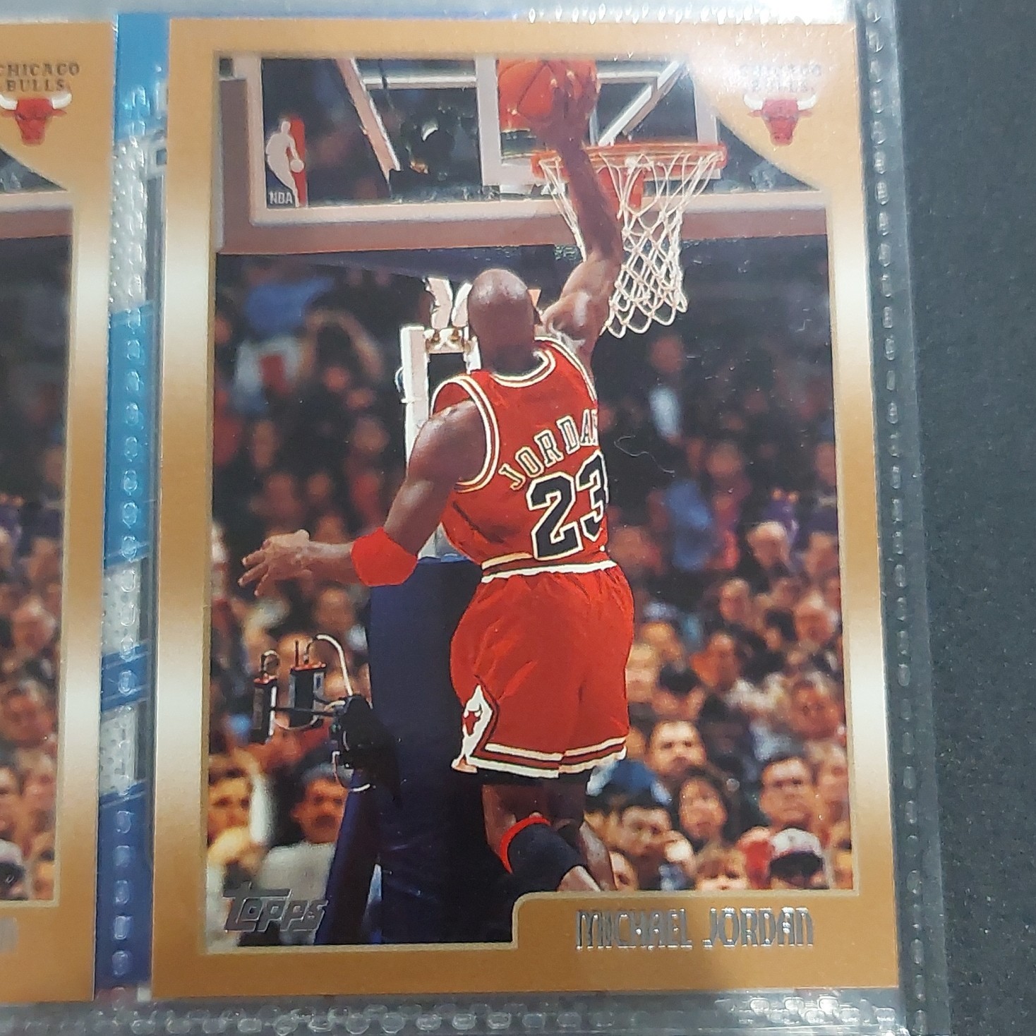 1998-99 Topps - Michael Jordan Chicago Bulls #77