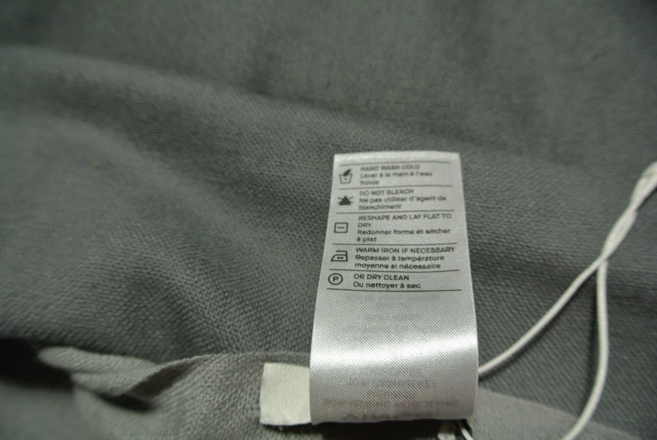 NEW, Vince Lightweight Cashmere Scarf in Grey Ombre O/S #SC04 - Image 4 of 4