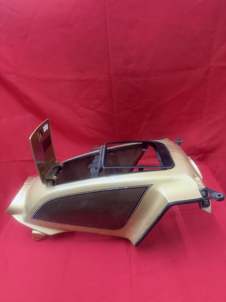 1985 Honda Goldwing Gl1200 E.T.C suporte de unidade montagem tanque de gasolina falso - Imagem 2 de 4