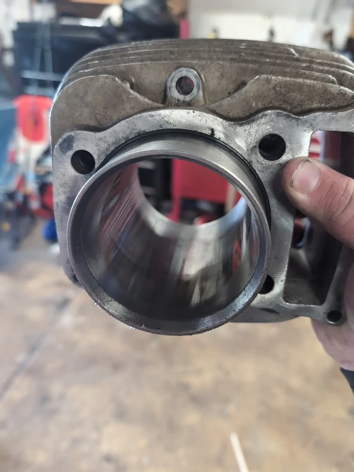 Jarra de cilindro Honda XL350 1975 Foto 3 de 4