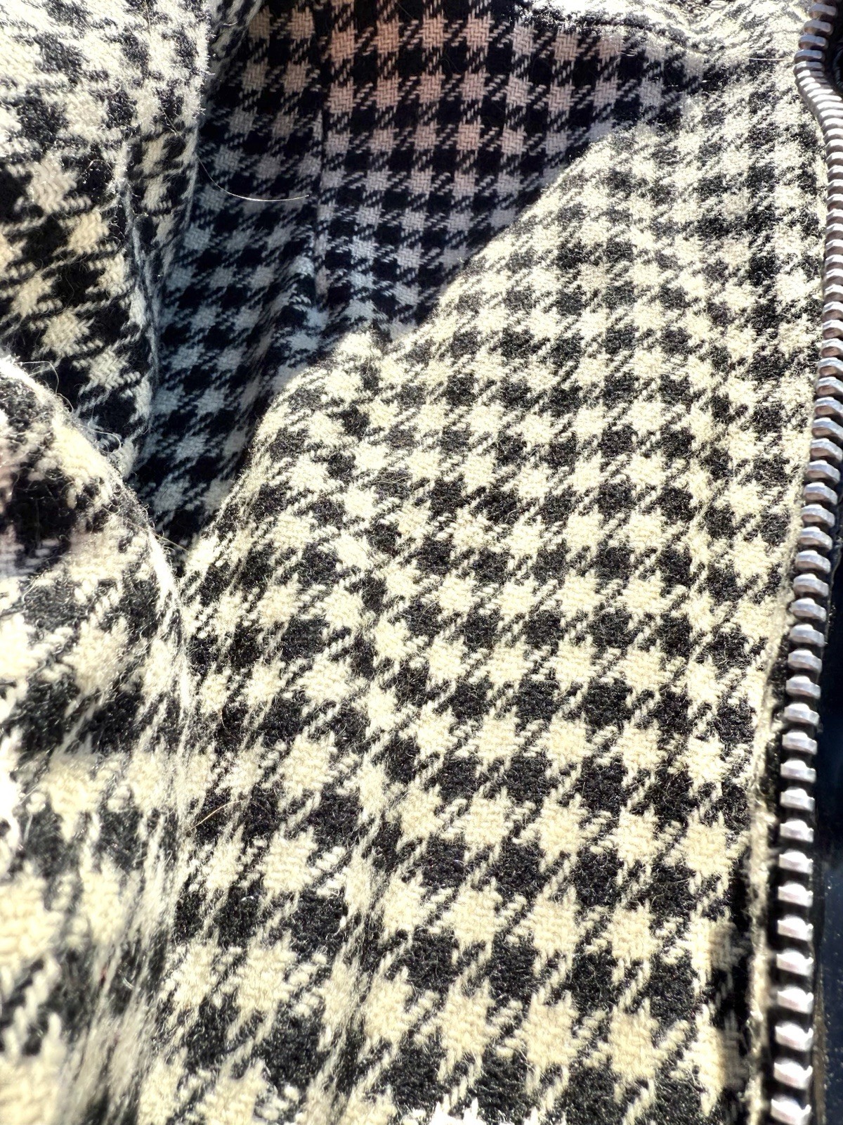 Vintage Patent Leather Wool Houndstooth Lined 196… - image 5