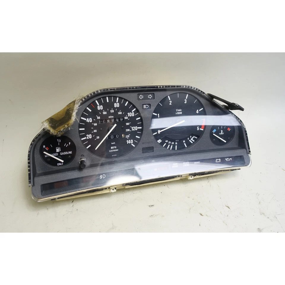 Cuadro de instrumentos velocímetro panel velocímetro OEM 84-86 BMW E30 318i 325e dañado Foto 2 de 4