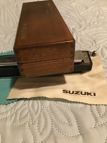 M Suzuki Slider SC 56 Chromatic Harmonica Professional model with Wooden Case - Picture 11 of 11