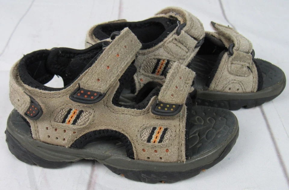 Sandálias Cherokee bege infantil tamanho 8 - Imagem 3 de 4