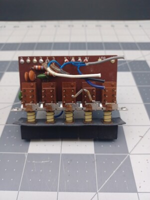 Sansui 2000 Receiver Used Parts. Lodness Mute Tape Control Board knobs S001