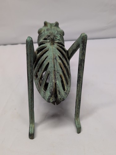 Cast Iron Grasshopper Lantern Japanese Unique Rare Piece VGUC - Picture 5 of 6