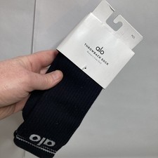 Alo Throwback Sock Women  s Crew Socks 1 Pair Black M/L