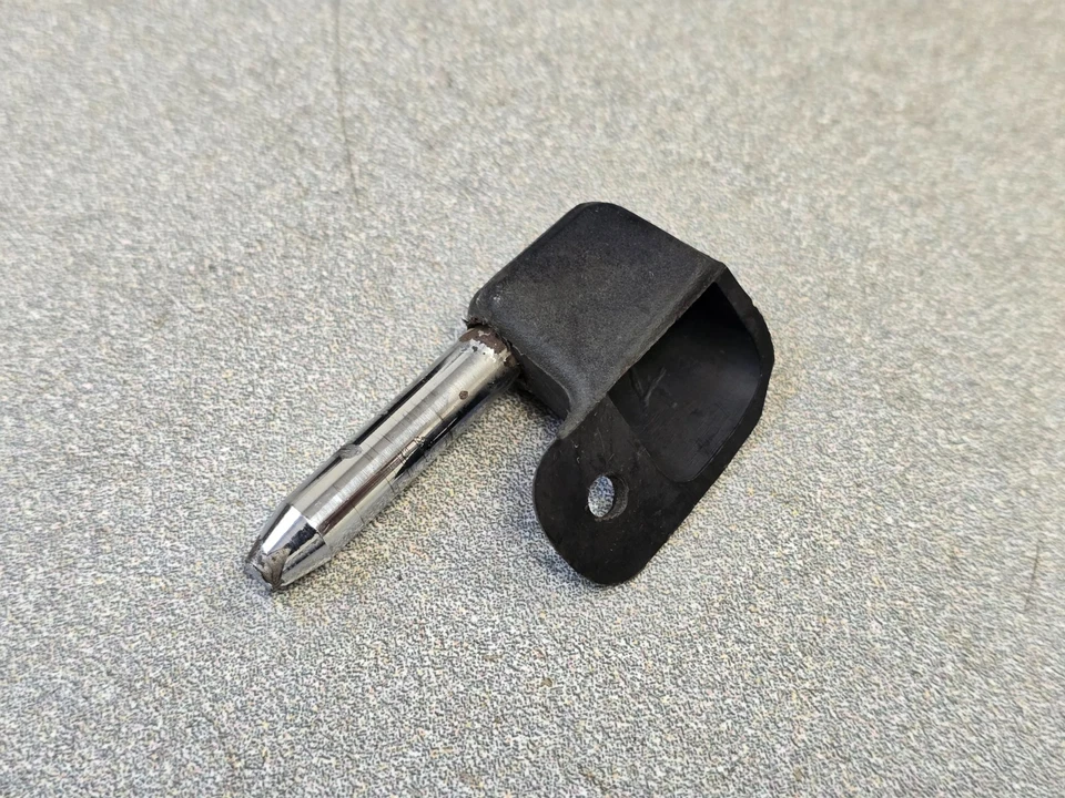 NICE ORIGINAL PORSCHE 911 914 914-6 CHROME SUNVISOR RIGHT MOUNTING BRACKET #2 - Image 4 of 4