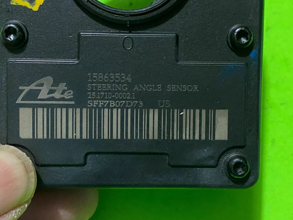 Sensor de ángulo de posición del volante Suzuki XL-7 2007-2009 OEM 15863534 Foto 2 de 4