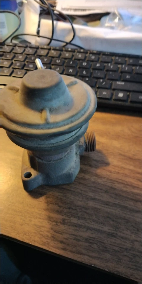 MERCEDES W124 300E Cambio Regulador Válvula EGR Usado Funciona PIERBERG 7076 Foto 3 de 4