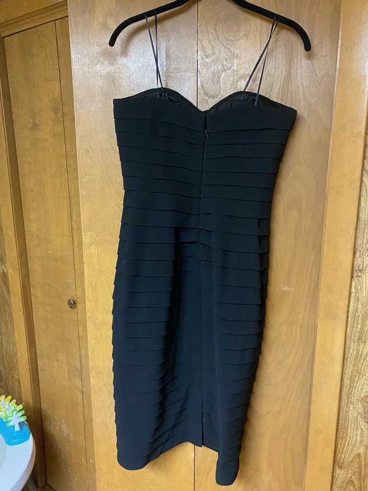 Черное коктейльное платье Carmen Marc Valvo Wonens без бретелек размер 10 - Изображение 2 из 4