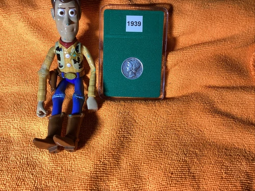 1939 MERCURY HEAD DIME AU in BCW SLAB