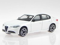 Burago 1/43 Alfa Romeo Giulia 2016 Weiss Statisches Modell Diecast
