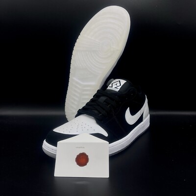 air jordan 1s low black and white