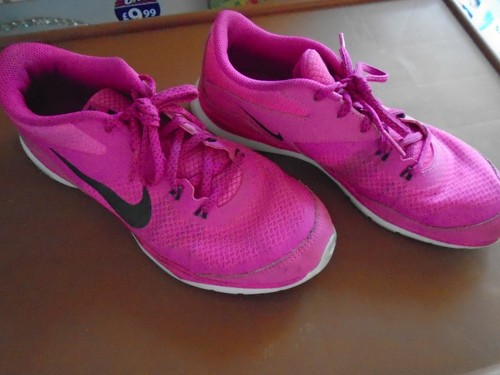 nike flex trainers size 5