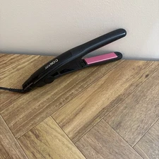 Conair 1” Hair Straightener Black With Pink Panels 5’ Cord EUC Slim Travel X5
