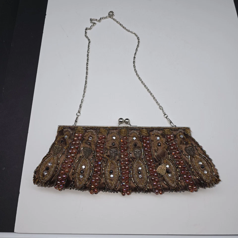 Bolso sin asas marrón con cuentas y lentejuelas cierre de beso 11" x 4,5" Strapdrop 12 Foto 4 de 4