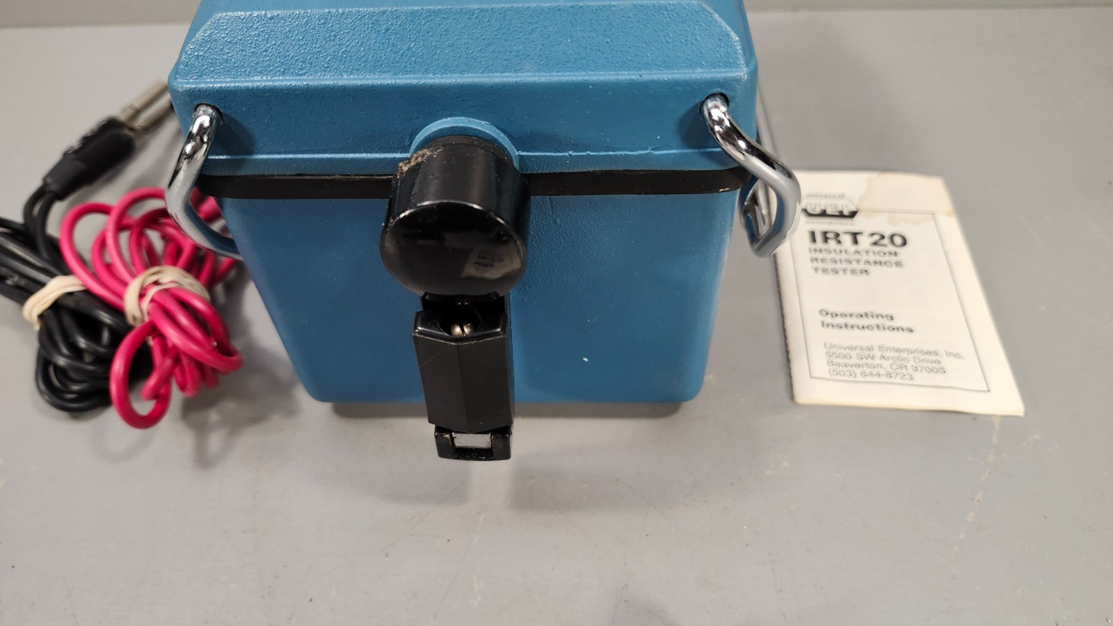 UEI IRT20 Insulation Resistance Tester Crank Style w/ Test Leads & Instructions