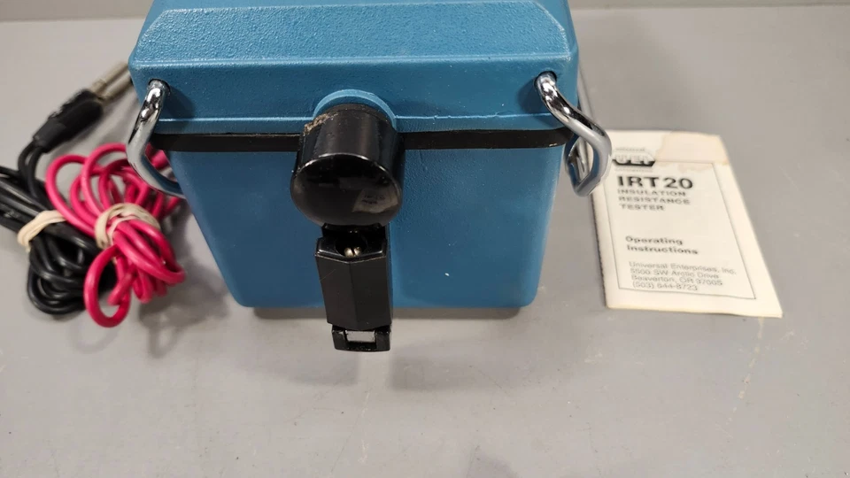 UEI IRT20 Insulation Resistance Tester Crank Style w/ Test Leads & Instructions - Image 4 of 4