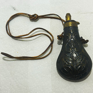 Vintage Embossed Black Powder Muzzleloader Powder Flask Brass Spout Strap/Chain