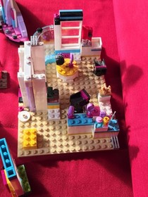 Lego 41093 Friends  Hair Salon mini-doll figure Emma Natasha AS PICTURE