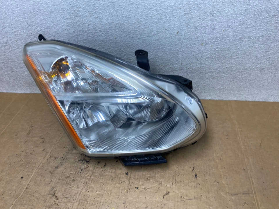 2009-2013 Nissan Rogue Right Passenger Xenon HID Headlight OEM T3379 DW - Image 2 of 4