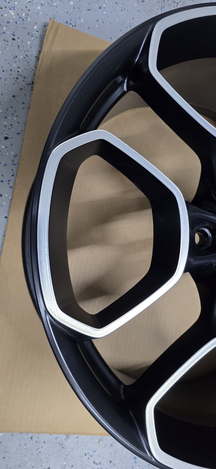 Lamborghini Huracan 20'' Front Diamond Black Wheel Rim 8.5JX20H2 4T0601017AL OEM