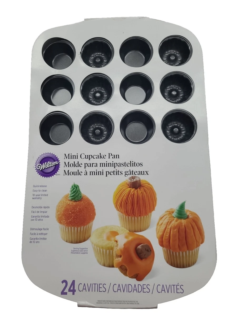 Wilton Mini Muffin Cupcake Pan 24-Cavity (12 Top, 12 bottom) Mini Pumpkin  NEW