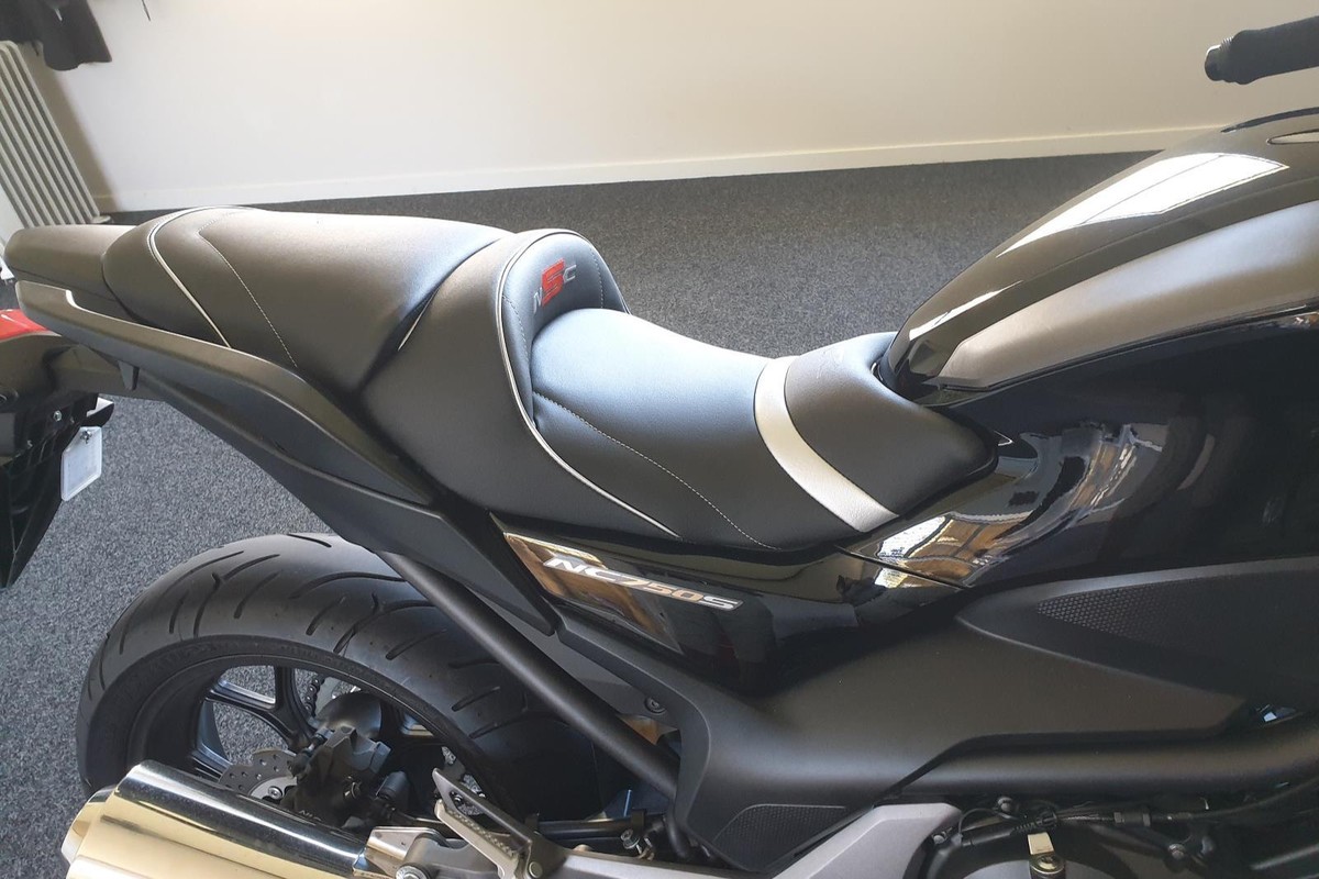 Honda NC700X NC750X 2012-2020 Top Sellerie Comfort Seat Gel