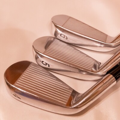 PRGR　is3501　FORGED Golf Club IRONS PRGR is3 501 SET of 7 #4-9.P Dynamic gold s200