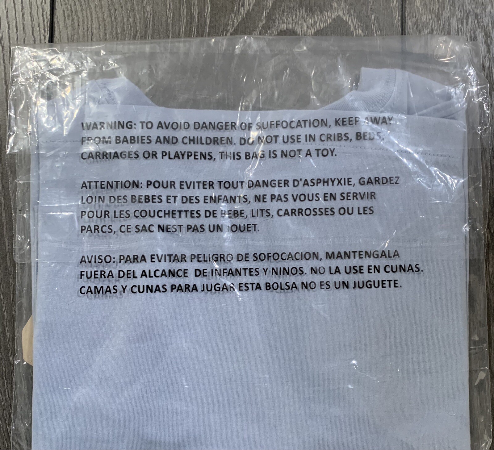 LEVI’s Girls Logo Blue Boxy Fit Short Sleeve Tee size S thumbnail 4